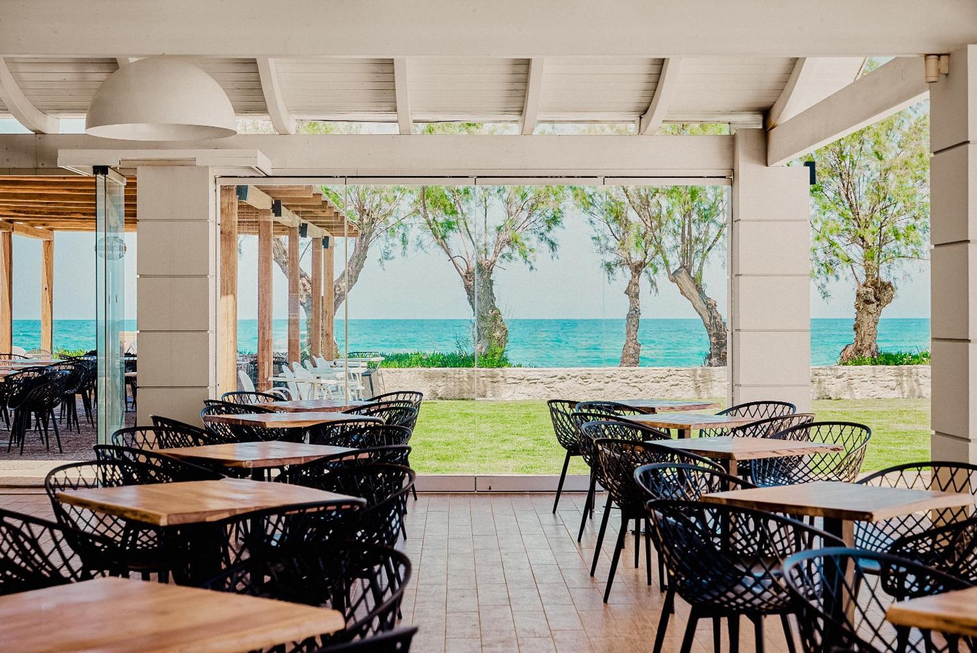 Malia Bay Beach Hotel & Bungalows Exterior foto
