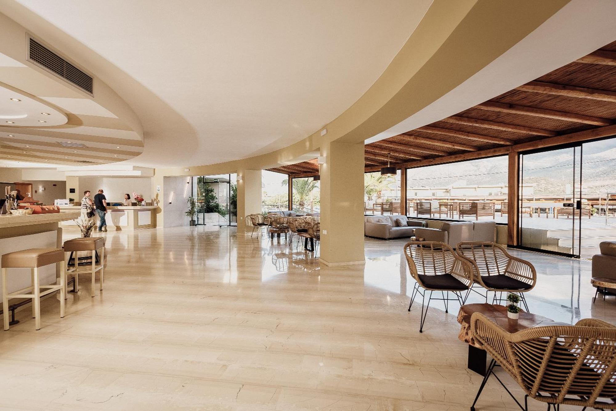 Malia Bay Beach Hotel & Bungalows Exterior foto