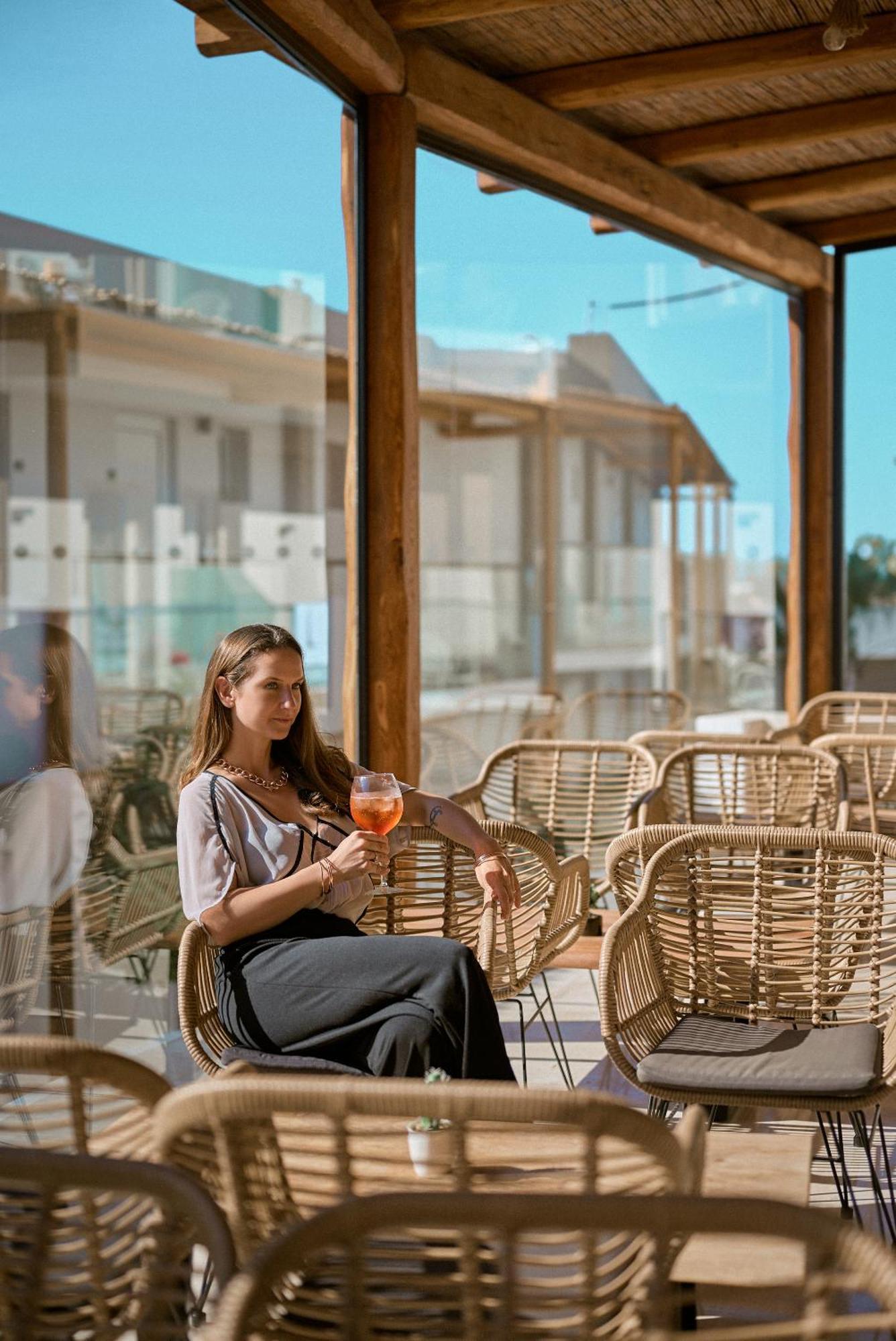 Malia Bay Beach Hotel & Bungalows Exterior foto